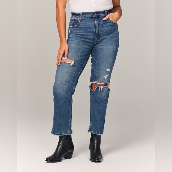 NEW Abercrombie & Fitch Ultra High Rise Ankle Straight Jean | 29 XS - Picture 1 of 2